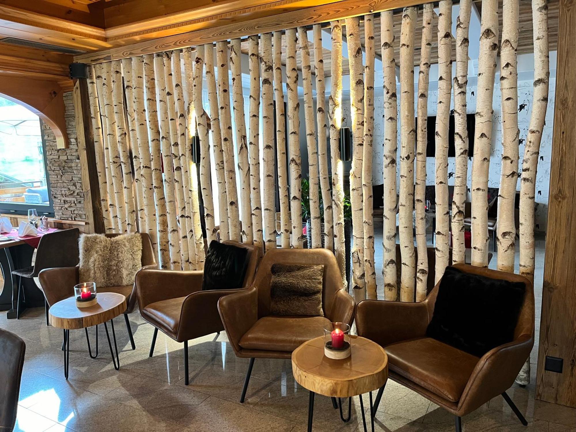 Hotel Alfa Superieur - Leukerbad-Therme ภายนอก รูปภาพ